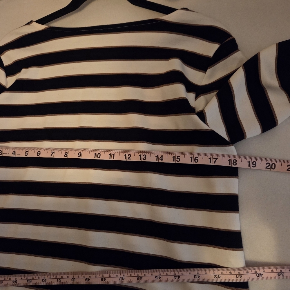 Ann Taylor Medium Striped Long Sleeve Popover Top - Picture 5 of 8